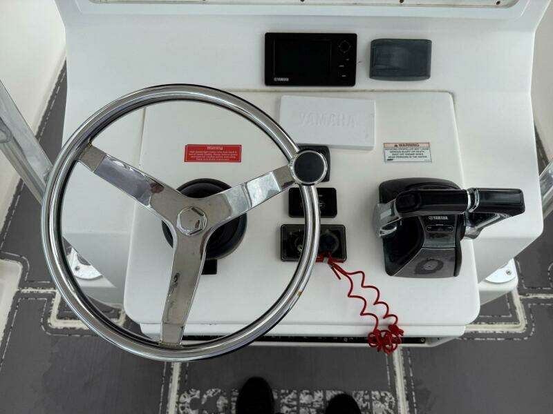 32ft Contender Yacht For Sale