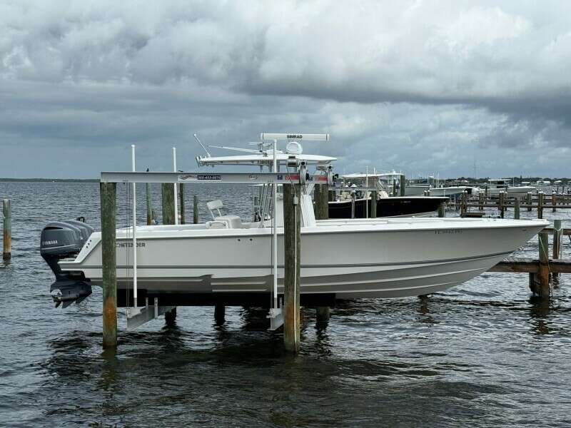 32ft Contender Yacht For Sale