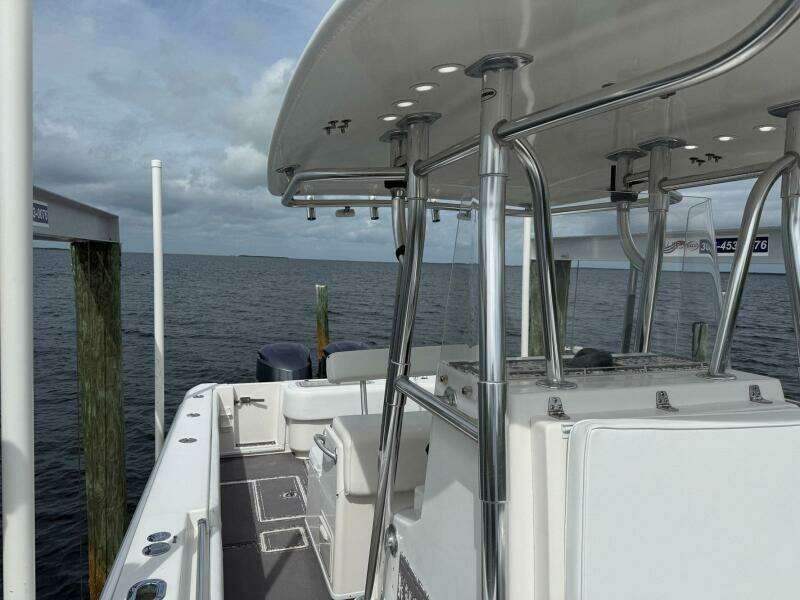 32ft Contender Yacht For Sale