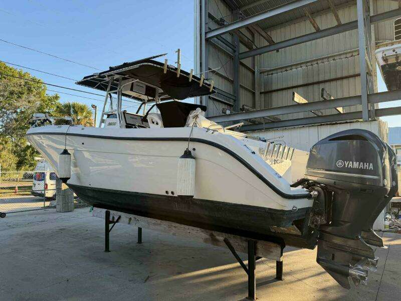 32ft Century Yacht For Sale