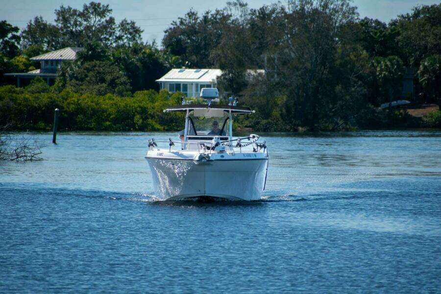 32ft Century Yacht For Sale