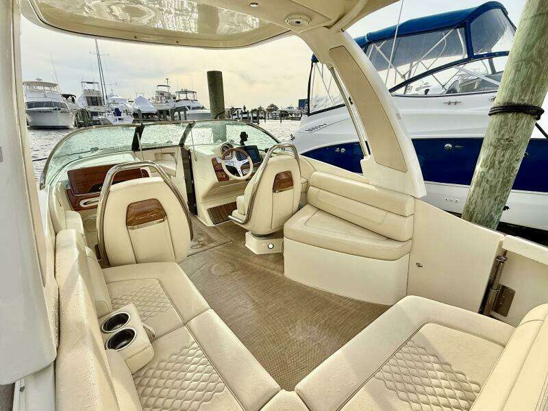 25ft Chris Craft Yacht For Sale