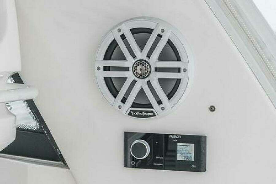 R amp R 5 47ft Intrepid Yacht For Sale