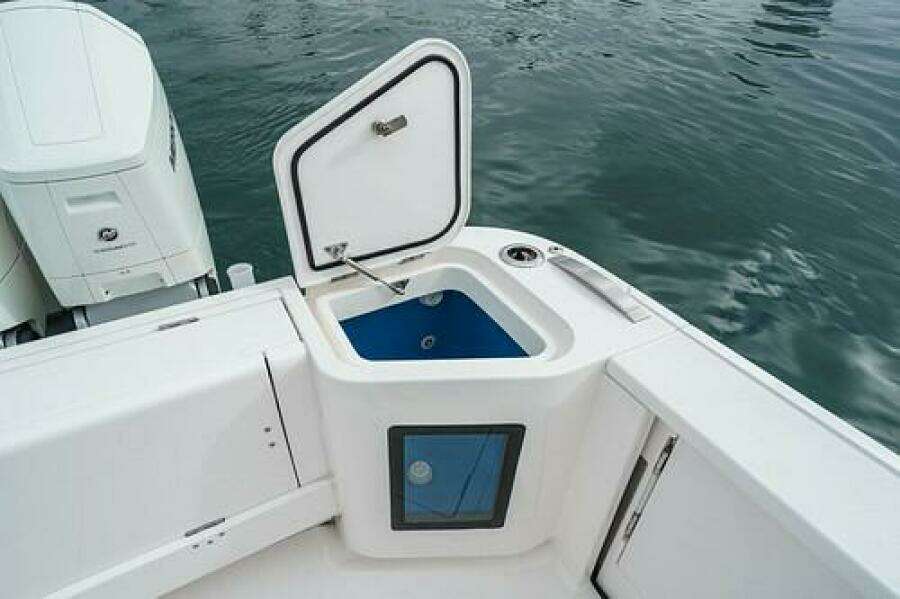 R amp R 5 47ft Intrepid Yacht For Sale