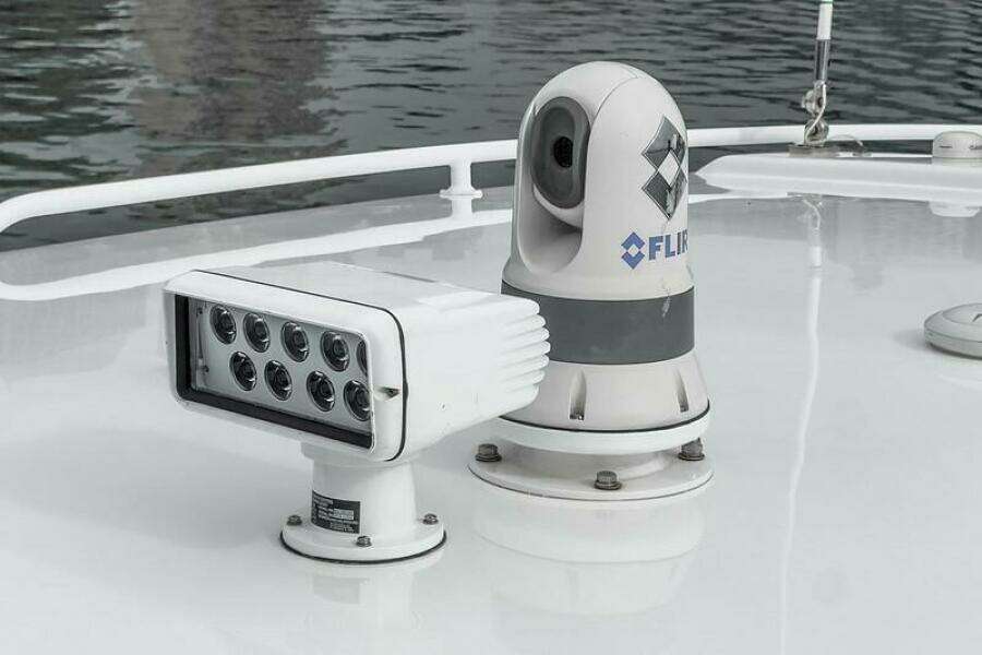 R amp R 5 47ft Intrepid Yacht For Sale