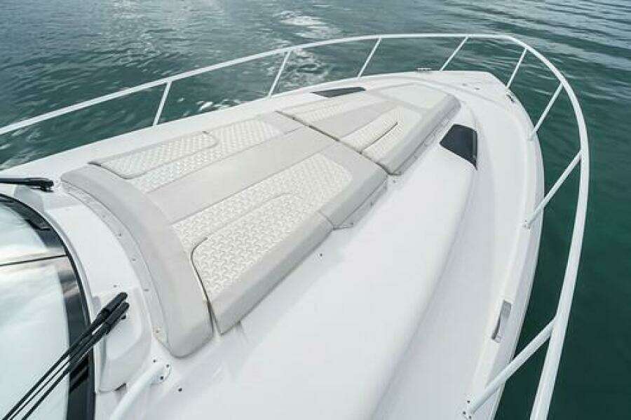 R amp R 5 47ft Intrepid Yacht For Sale