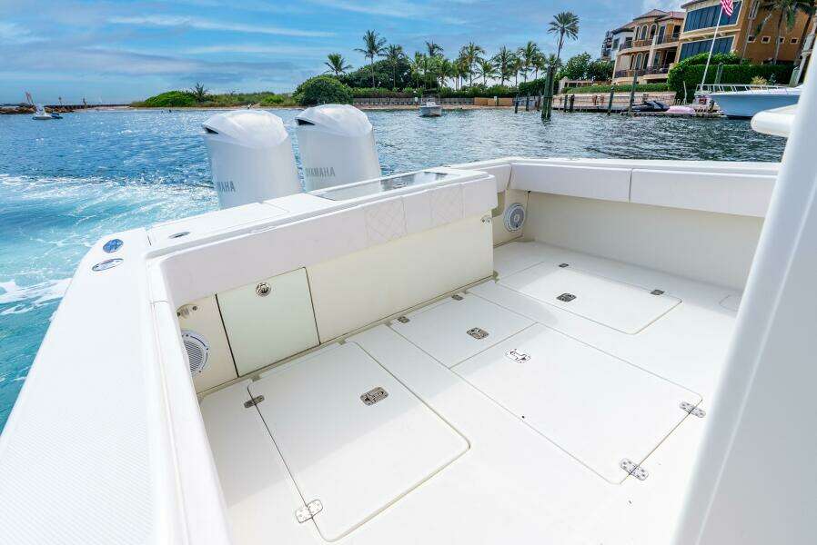 34ft SeaVee Yacht For Sale