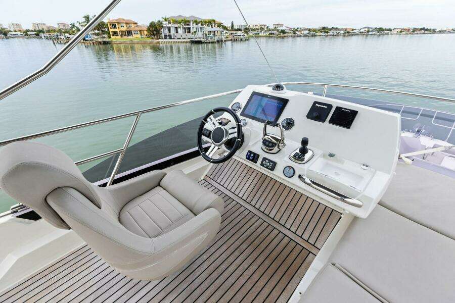 2022 Prestige 420 FLybridge SO FLY 