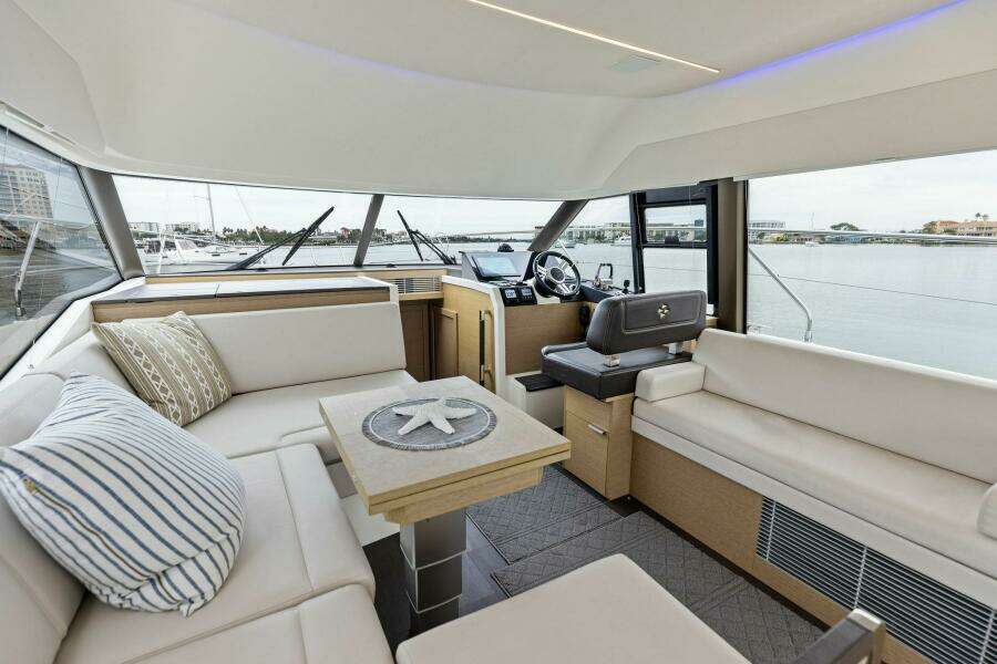 2022 Prestige 420 FLybridge SO FLY 