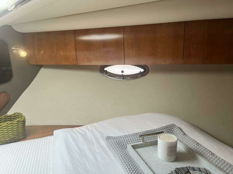 39ft Cruisers Yachts Yacht For Sale