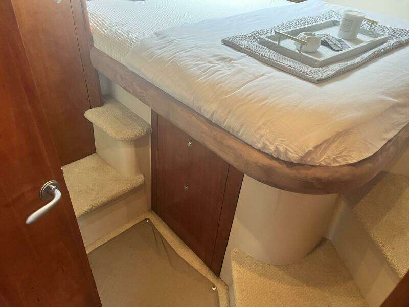 39ft Cruisers Yachts Yacht For Sale