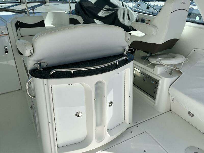 Cruisers 390 Sport Coupe