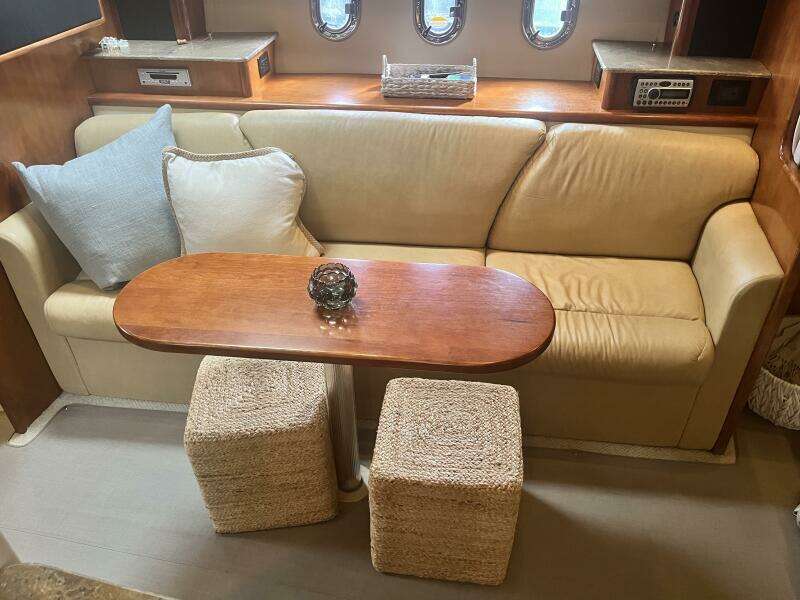 39ft Cruisers Yachts Yacht For Sale