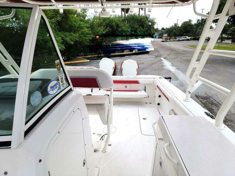 30ft Wellcraft Yacht For Sale