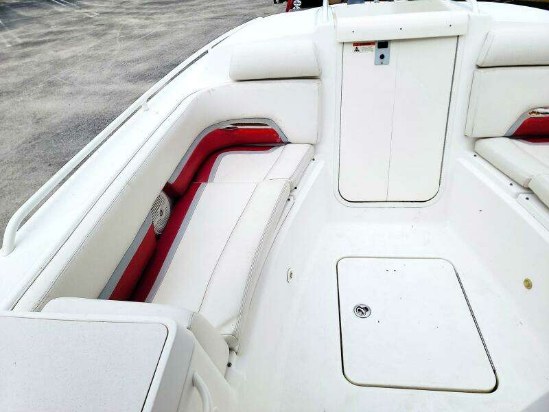 30ft Wellcraft Yacht For Sale