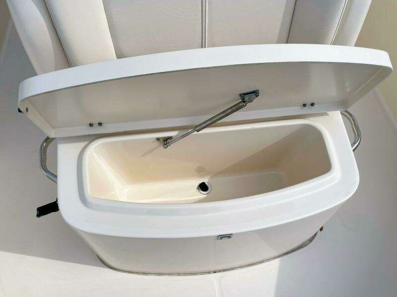 25ft Grady White Yacht For Sale