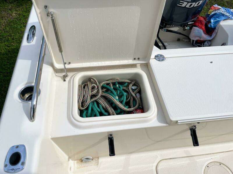 25ft Grady White Yacht For Sale