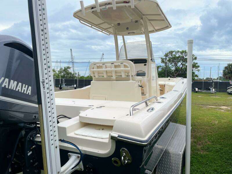 25ft Grady White Yacht For Sale