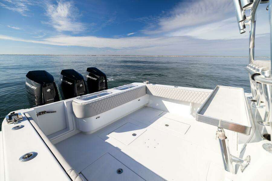 39ft Contender Yacht For Sale