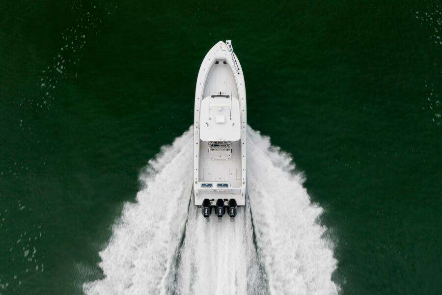 39ft Contender Yacht For Sale