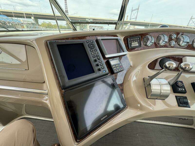 Go Girl 51ft Sea Ray Yacht For Sale