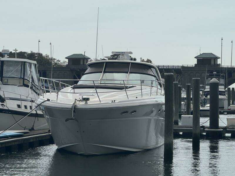 Go Girl 51ft Sea Ray Yacht For Sale