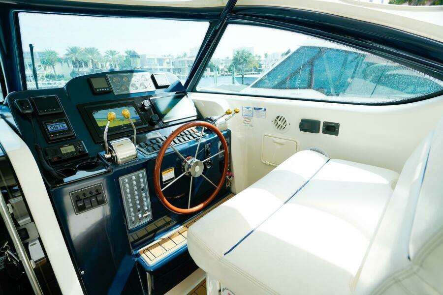 38ft Tiara Yachts Yacht For Sale