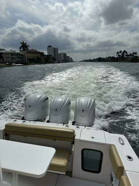 Scungilli 35ft Sportsman Yacht For Sale