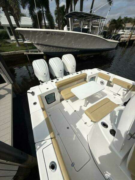 Scungilli 35ft Sportsman Yacht For Sale