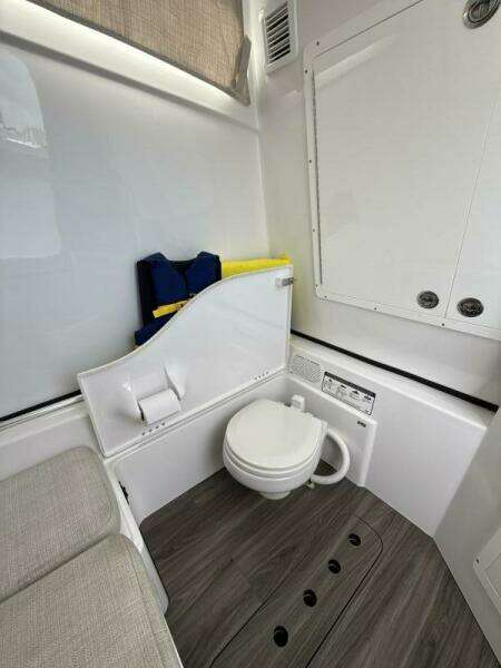 Scungilli 35ft Sportsman Yacht For Sale