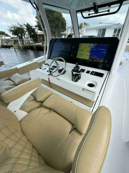 Scungilli 35ft Sportsman Yacht For Sale