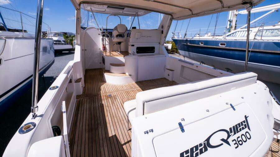 Shamrock 37ft Seaquest Yacht For Sale