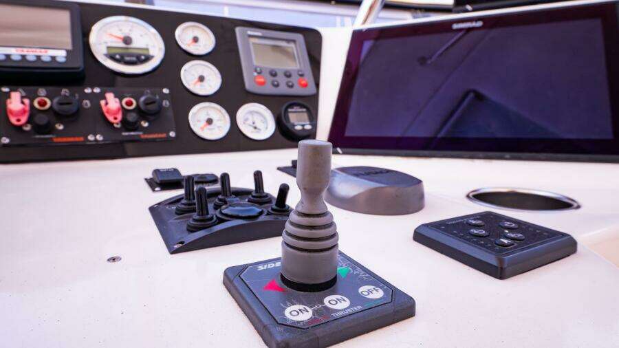 Shamrock 37ft Seaquest Yacht For Sale