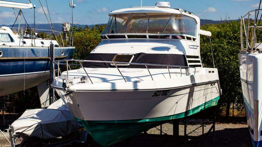 Shamrock 37ft Seaquest Yacht For Sale