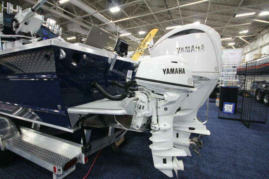 Boat Show Special Pricing 26ft Weldcraft Yacht For Sale