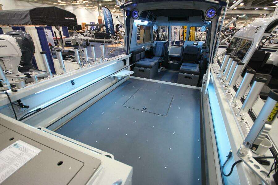 Boat Show Special Pricing 26ft Weldcraft Yacht For Sale