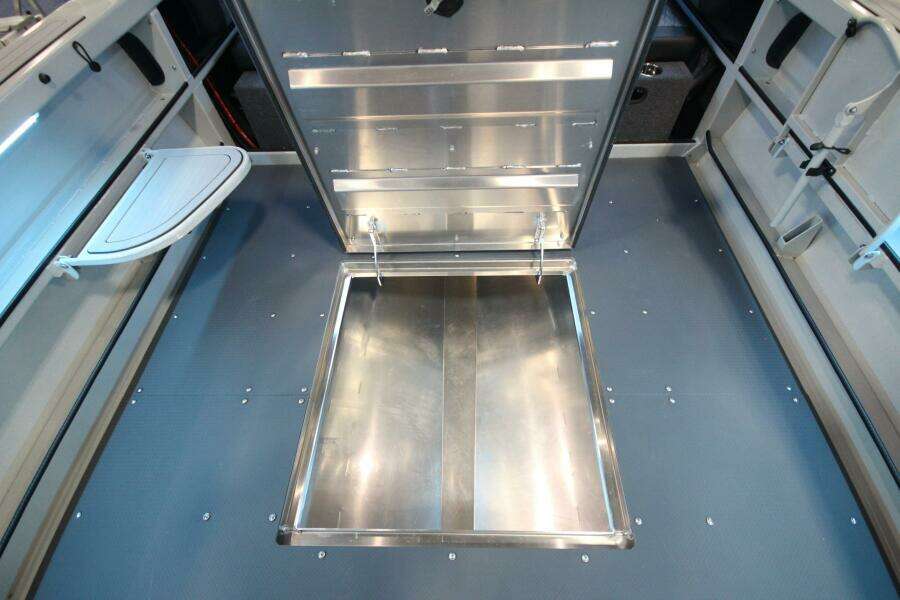 Boat Show Special Pricing 26ft Weldcraft Yacht For Sale