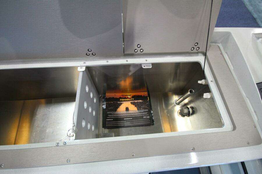 Boat Show Special Pricing 26ft Weldcraft Yacht For Sale