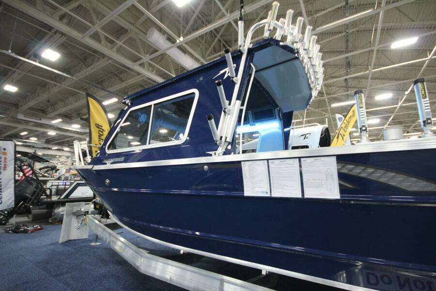 Boat Show Special Pricing 26ft Weldcraft Yacht For Sale