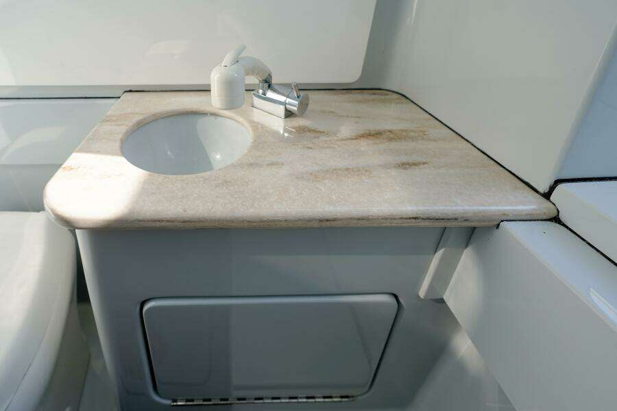 2024 Valhalla Boatworks V-33- T/T THE O SHEAUX- Head