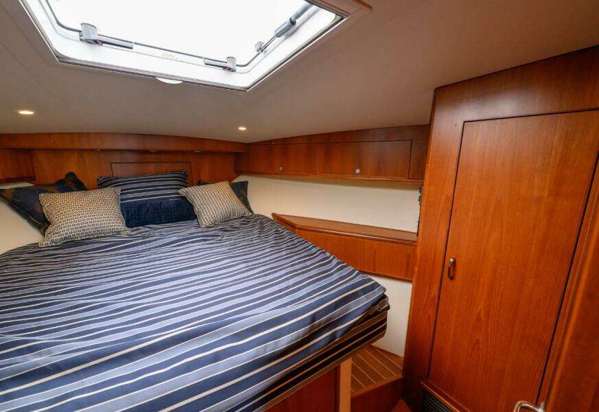 Ghost 40ft Cabo Yacht For Sale