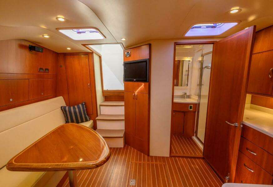 Ghost 40ft Cabo Yacht For Sale