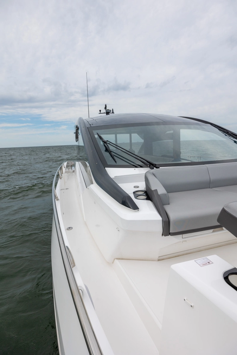 2026 Sunseeker 55 Predator