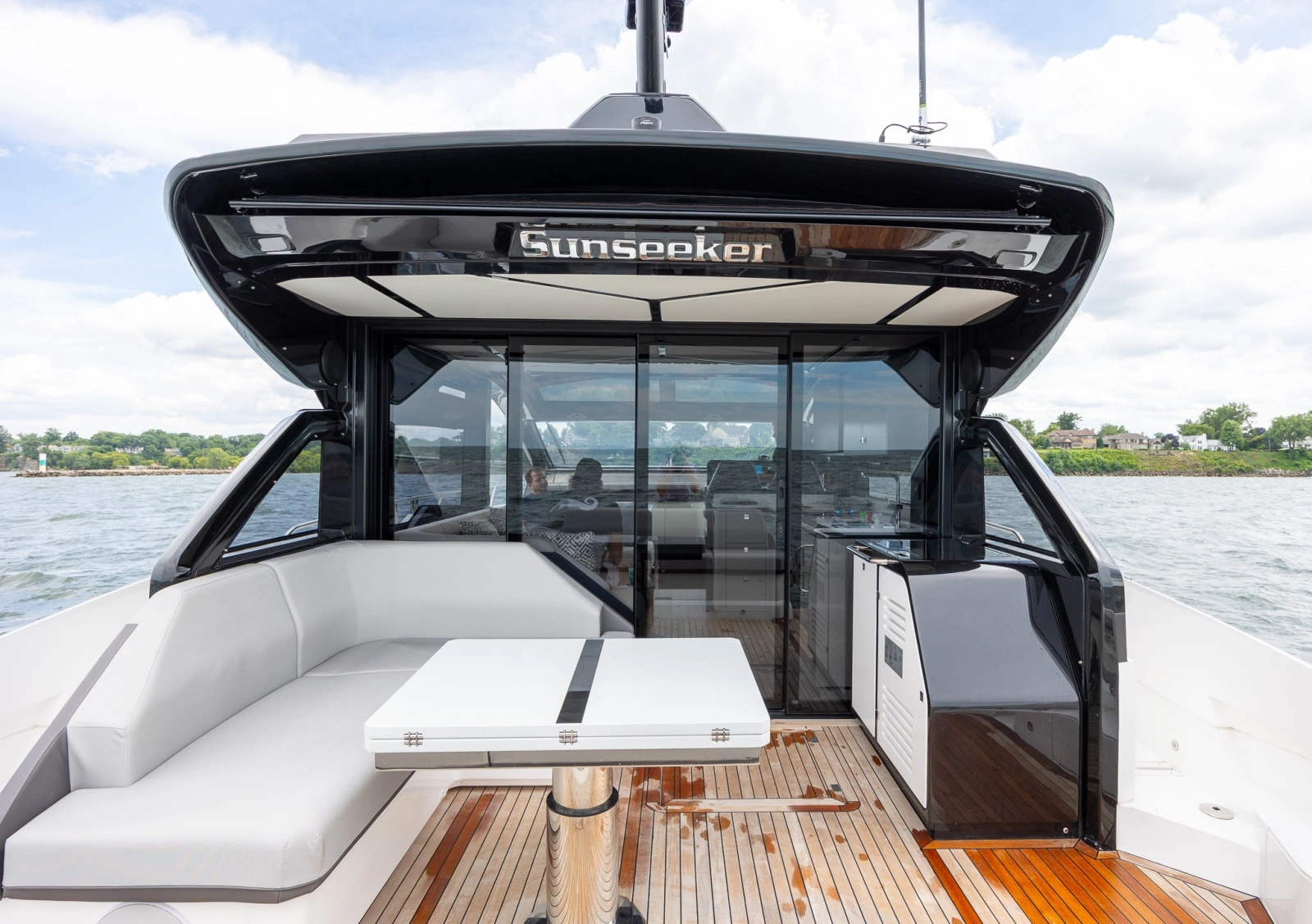 2026 Sunseeker 55 Predator