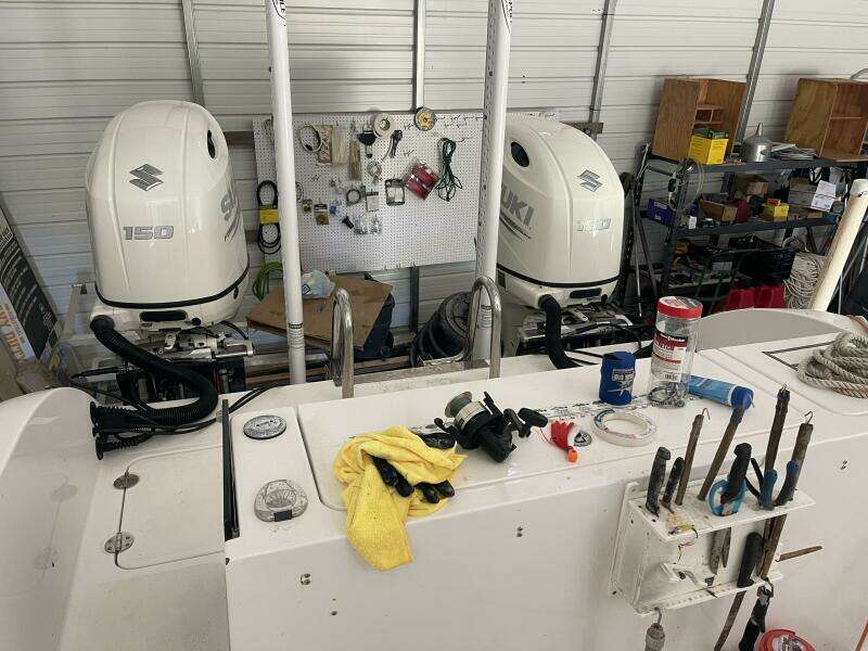 23ft Twin Vee Yacht For Sale