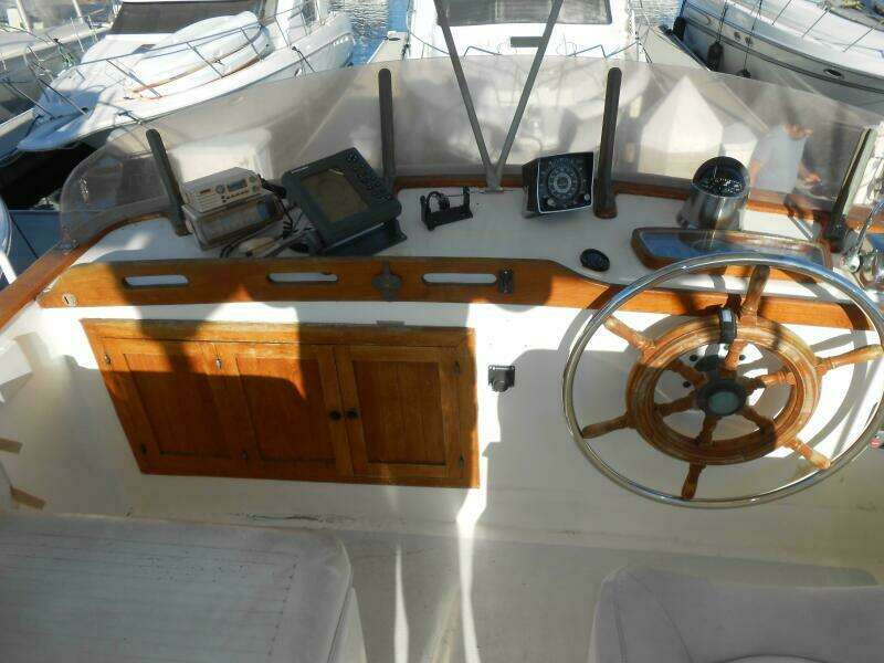 Ahoy Vey 34ft CHB Yacht For Sale