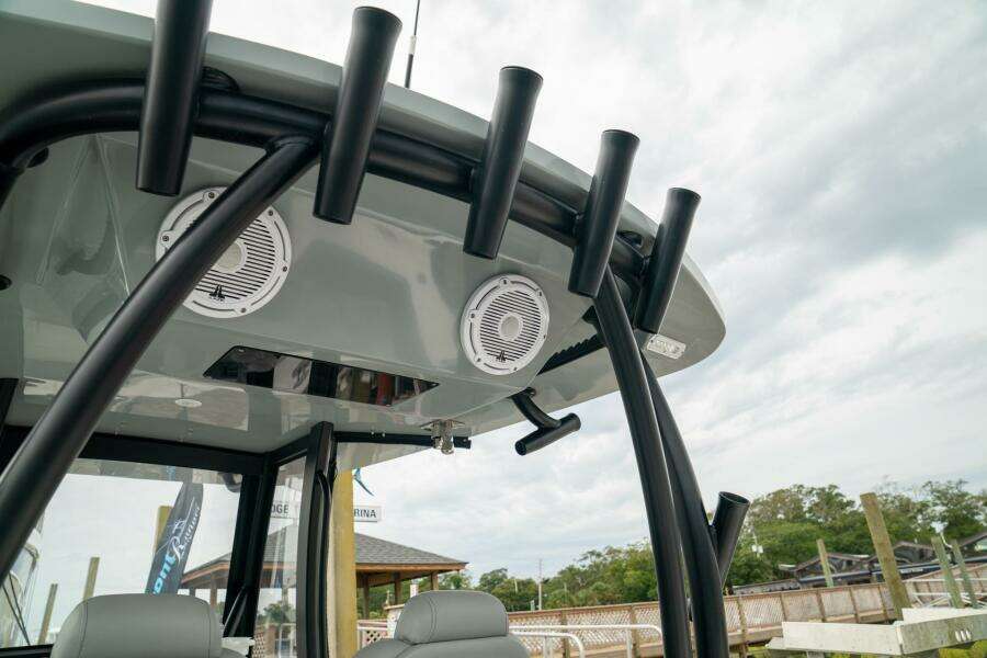 33ft Front Runner Yacht For Sale