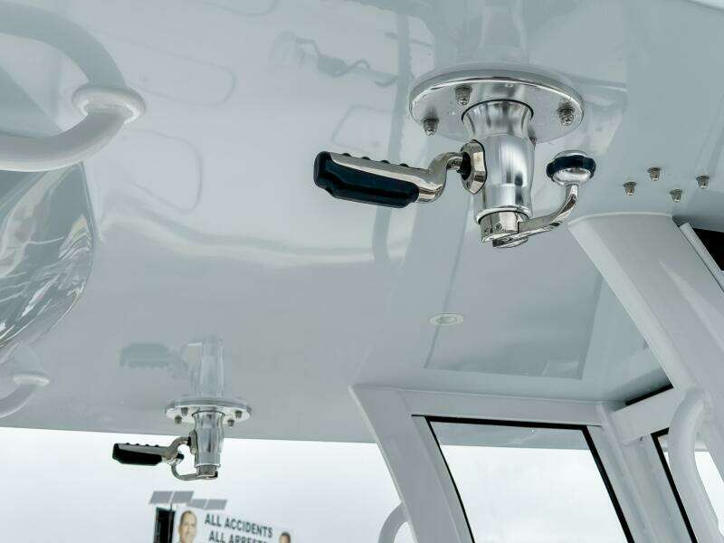 33ft Front Runner Yacht For Sale