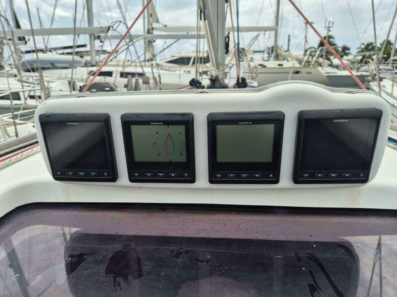 Libertas  40ft Beneteau Yacht For Sale