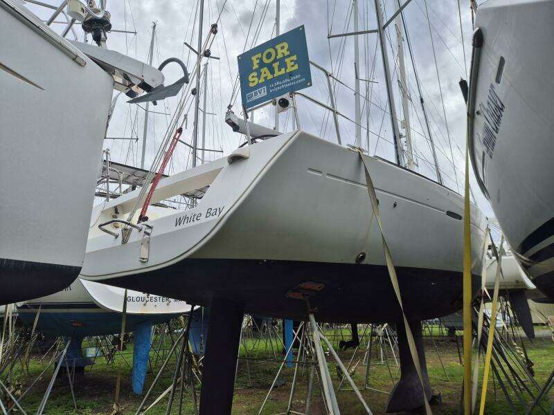 Libertas  40ft Beneteau Yacht For Sale
